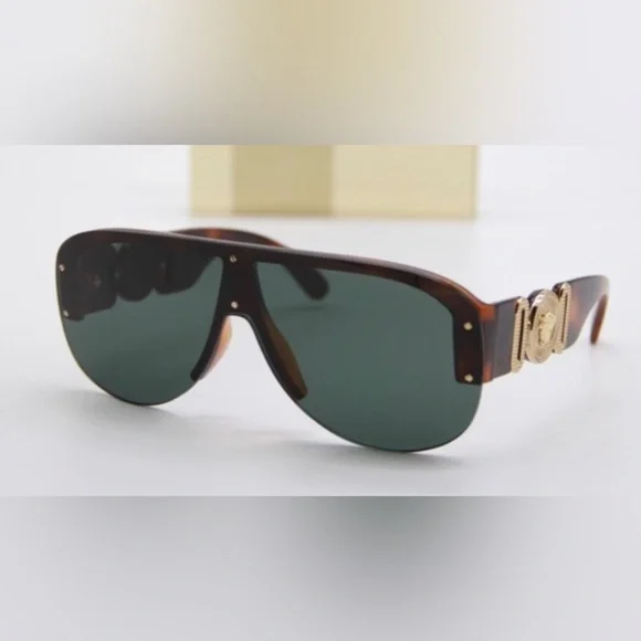 Versace | Accessories | Versace Sunglasses Like New | Poshmark display picture 3